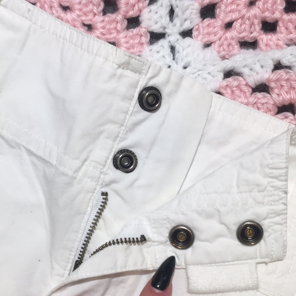 White cargo skirt🤍 - Picture 2 of 6